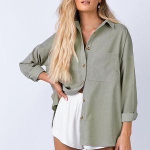 Sage Coloured Corduroy Shirt from Princess Polly, size MEDIUM. Tag still on.